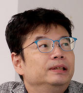 樋口 進氏